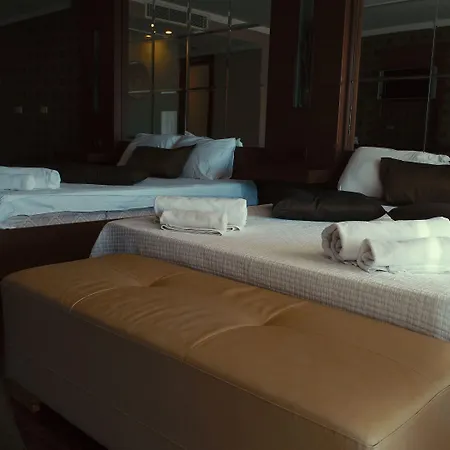 Hotel Roxx Deluxe & Karabag