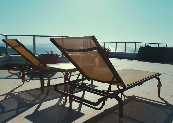 Otel Roxx Deluxe & *